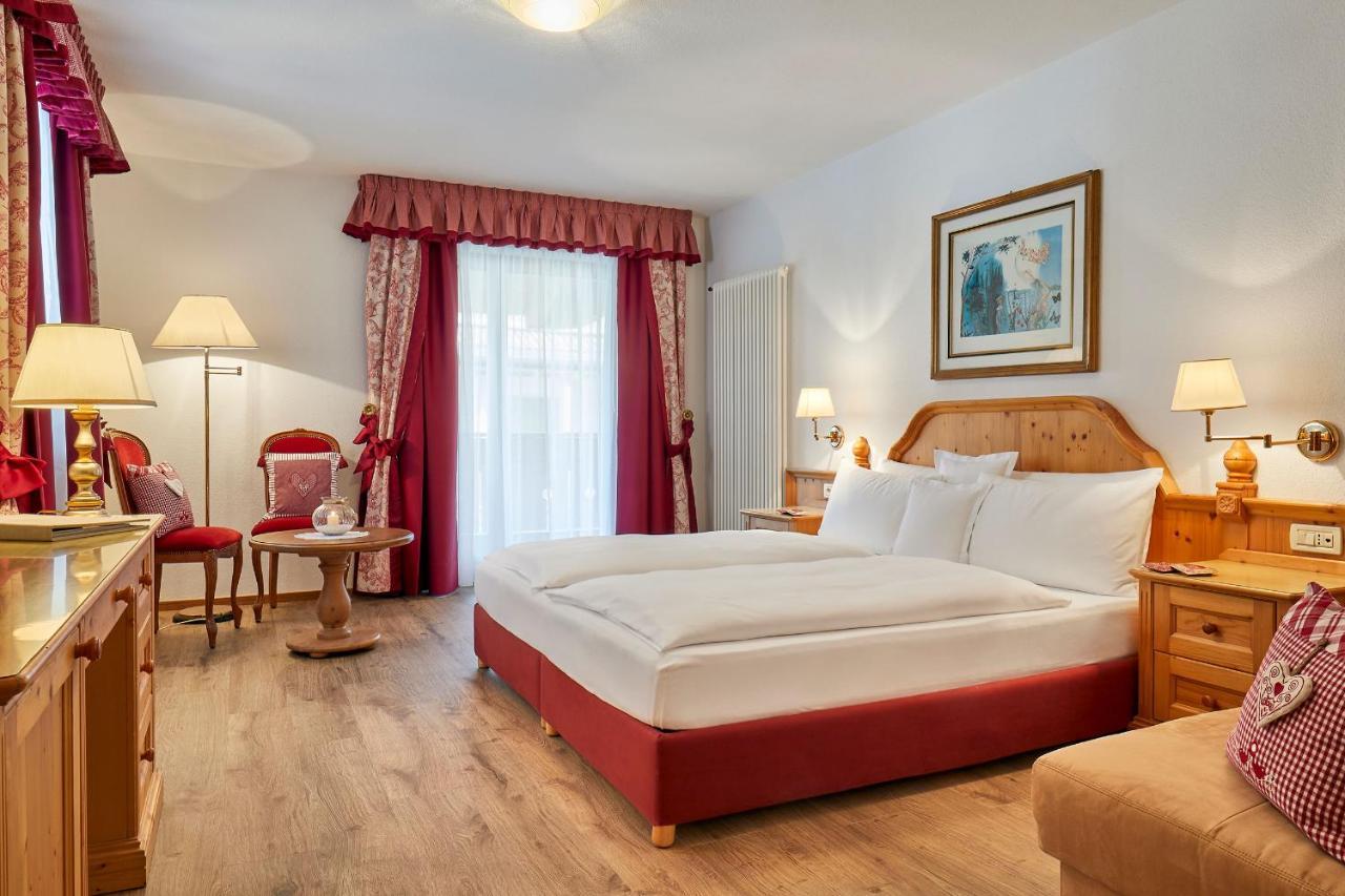 Hotel Table Corvara In Badia Εξωτερικό φωτογραφία