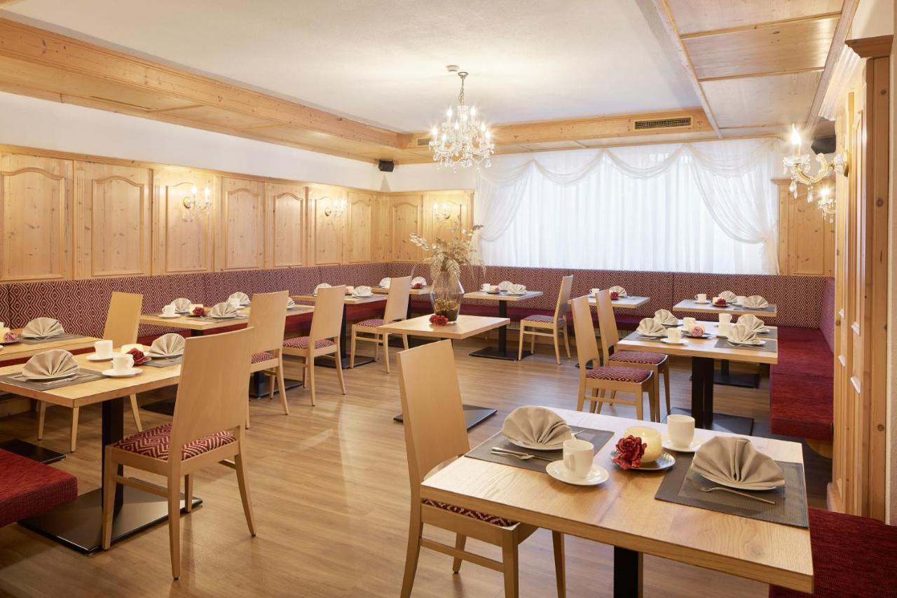 Hotel Table Corvara In Badia Εξωτερικό φωτογραφία